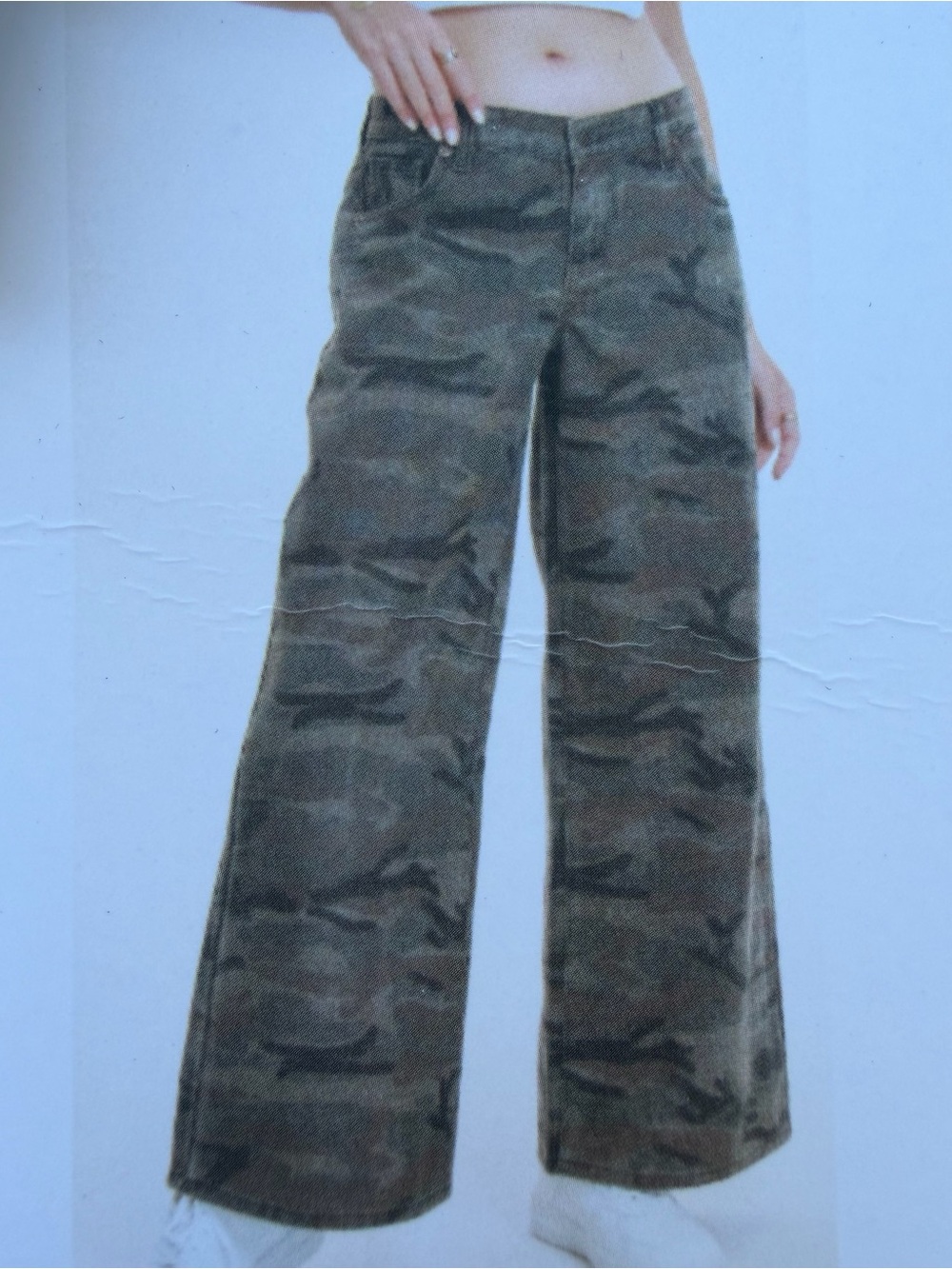 Camo Wide-Leg Jeans